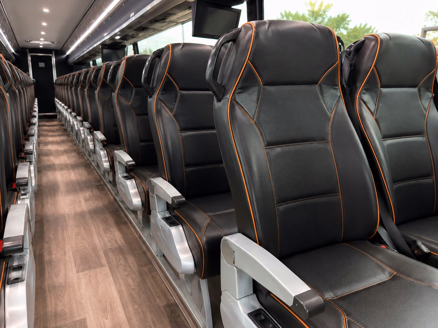 detroit bus rentals for sports teams sporting events