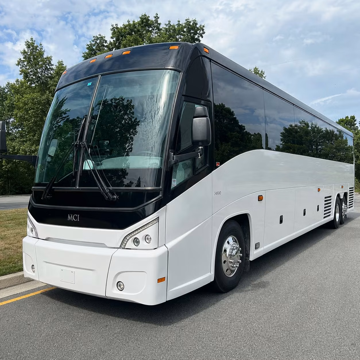 finding group transportation from detroit for church groups senior tours and family reunions