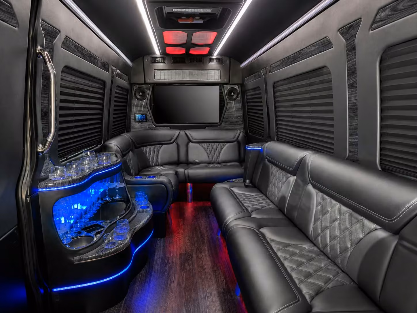 keeping detroit sports teams school groups and corporate travelers moving on every long distance trip