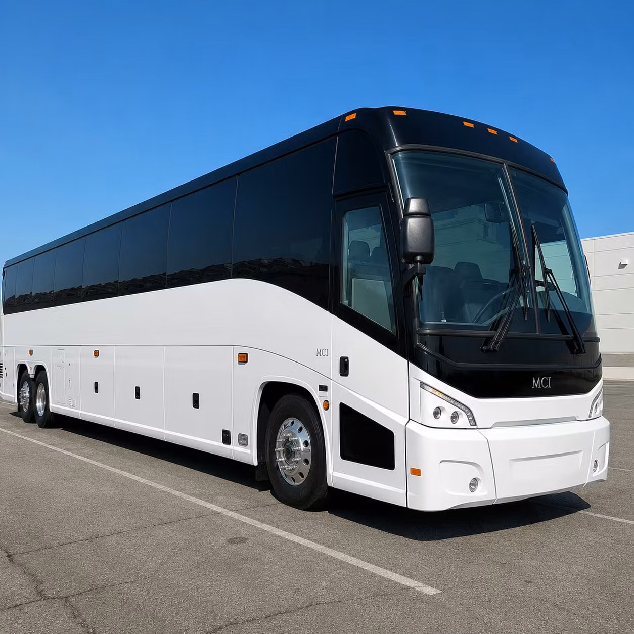 michigan lottery amphitheatre at freedom hill concert bus rentals