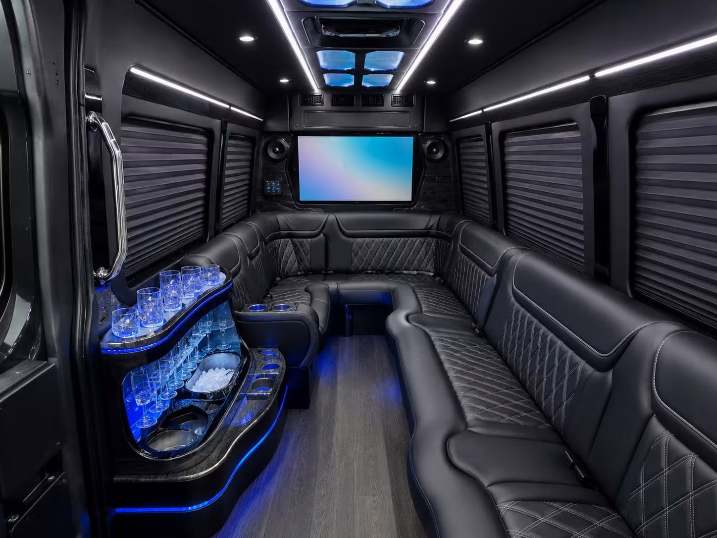 wedding transportation to outdoor and waterfront venues around metro detroit